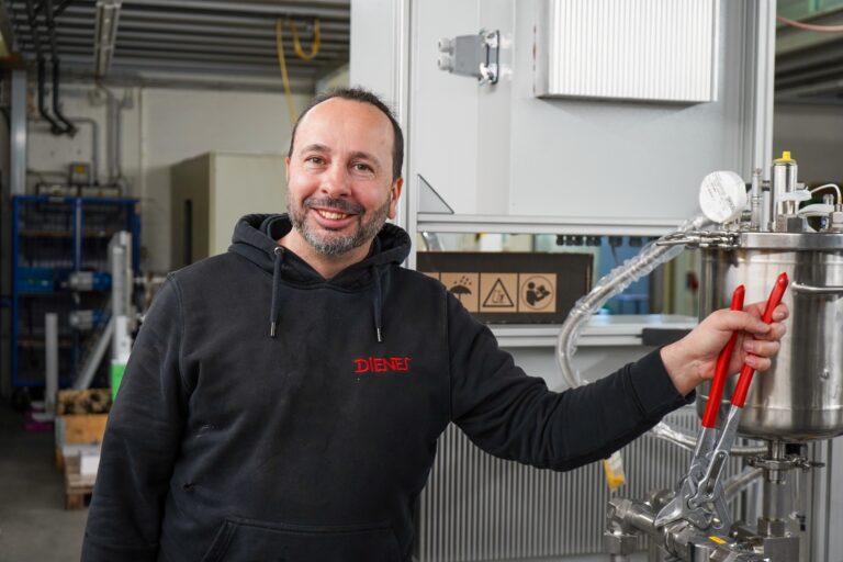 Dienes Apparatebau GmbH Mitarbeitergewinnung Hammerjobs